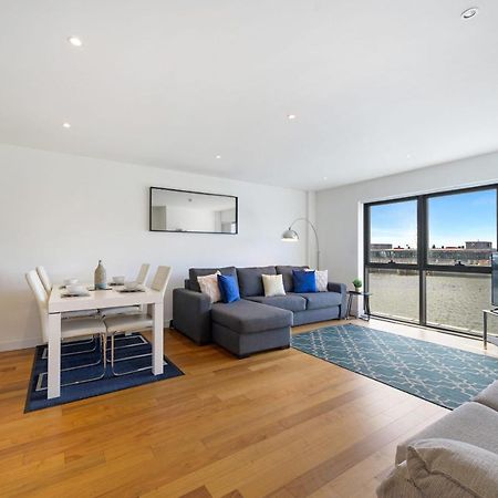 Host & Stay - Waterfront View Liverpool Dış mekan fotoğraf