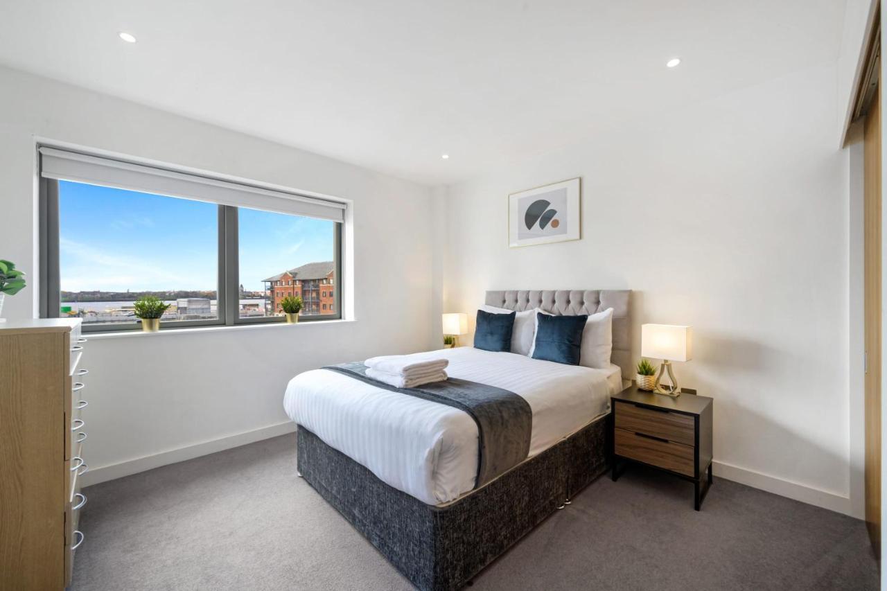Host & Stay - Waterfront View Liverpool Dış mekan fotoğraf